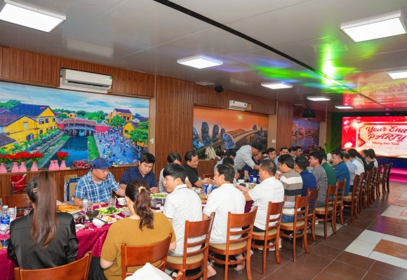 Nhà Hàng Tình Bằng Hữu
